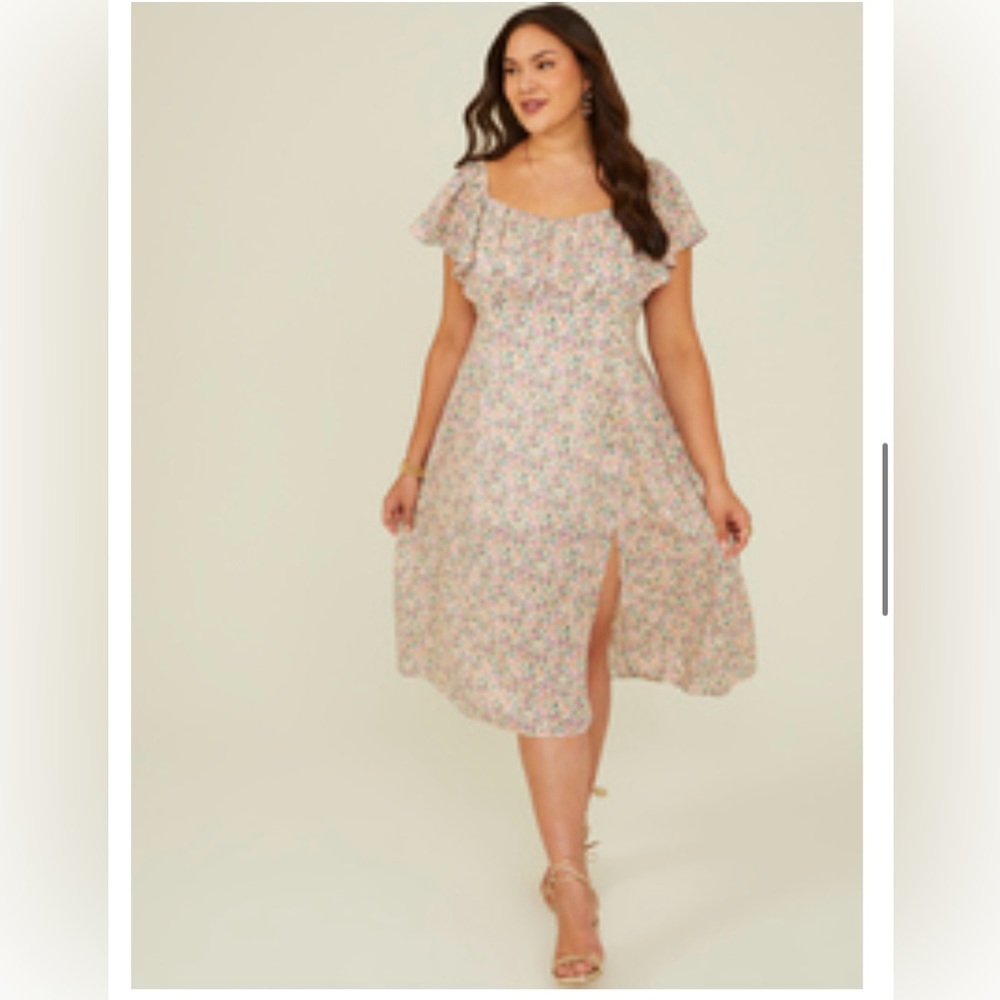 ARULA Floral Print Dress with Ruffle Sleeves